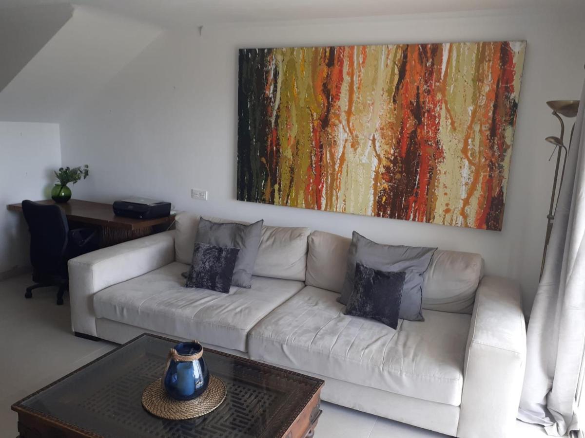 2 Bed Townhouse With Garden Patio Overlooking La Cala Cove & Sea Málaga