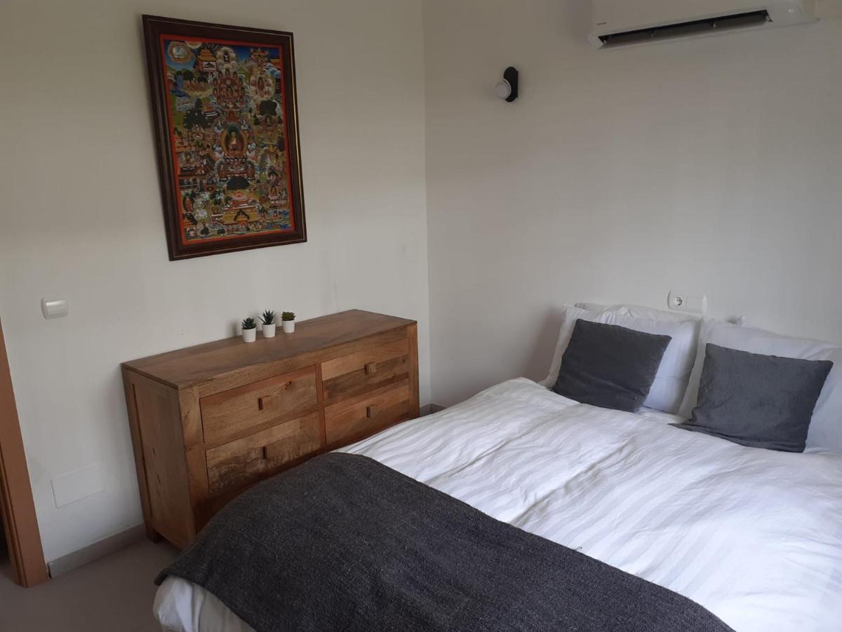 2 Bed Townhouse With Garden Patio Overlooking La Cala Cove & Sea *